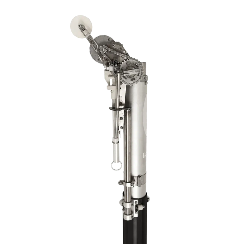 Для нанесения шпатлёвки на ленту и крепления её на стыки и углы